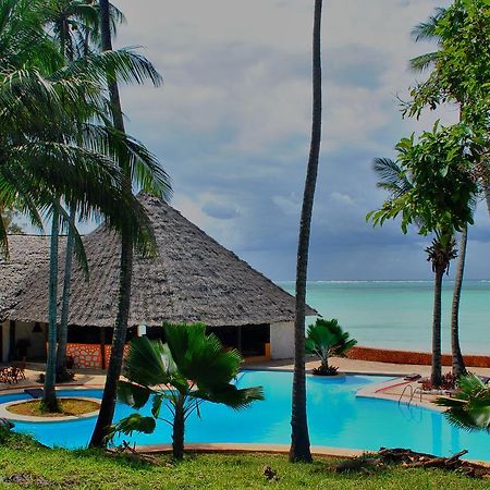 Coral Reef Resort Pwani Mchangani Bagian luar foto